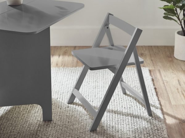 GAT GatanSmallGatelegTablewithChairsLightGreyDetail jpg