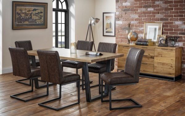 brooklyn table chairs roomset