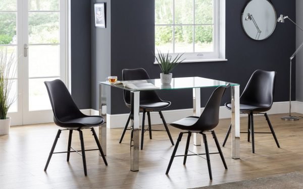 enzo table black kari chairs roomet