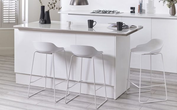 roc rocco stool white roomset