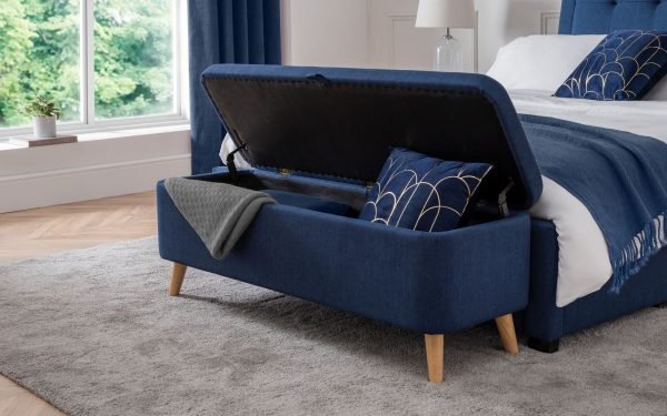 astrid blue blanket box open roomset