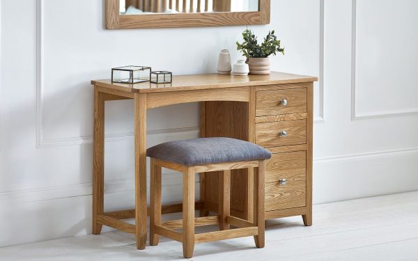 mallory single pedestal dressing table stool roomset