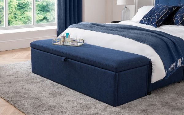 sorrento blue blanket box roomset